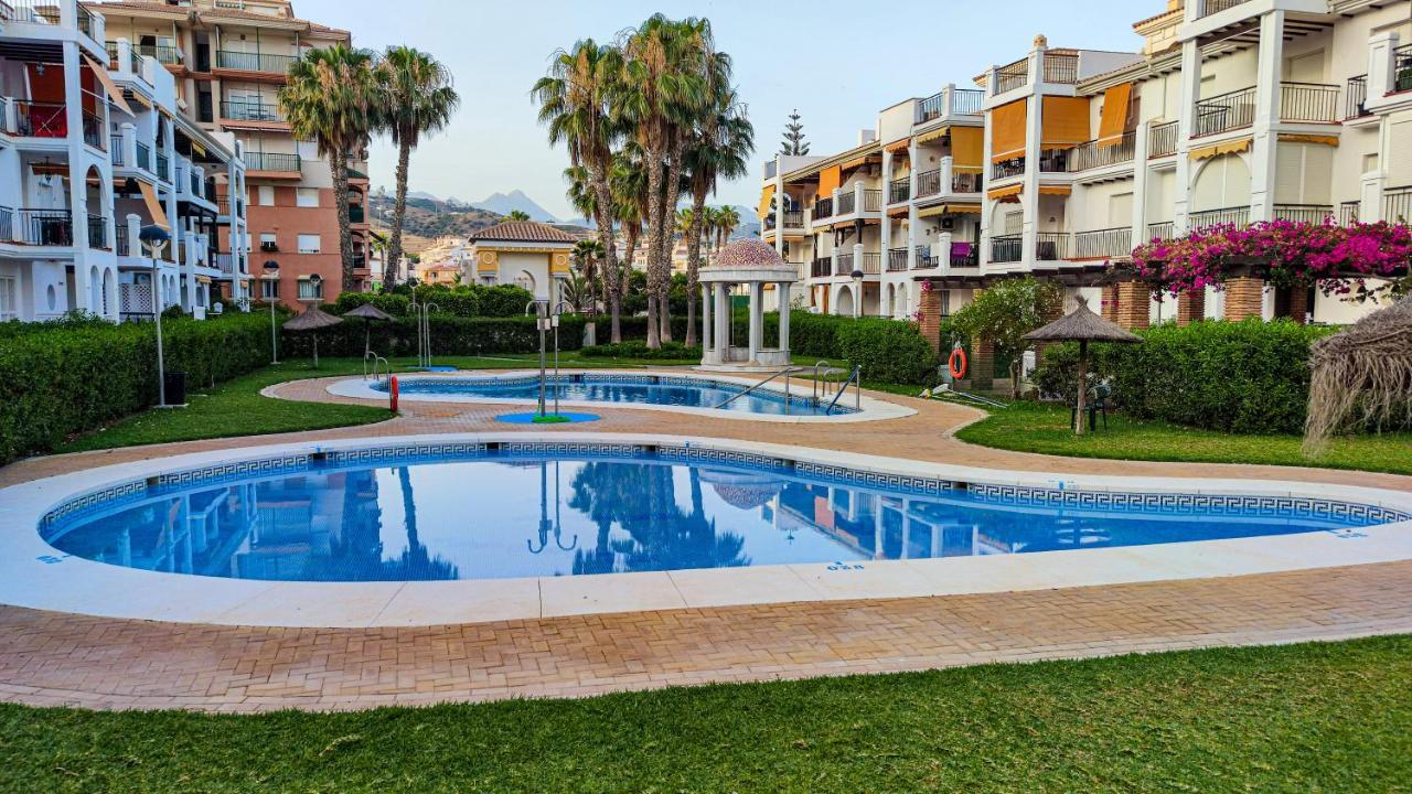 Laguna Beach Costasol - Alojamientos La Torre Torrox Exterior photo