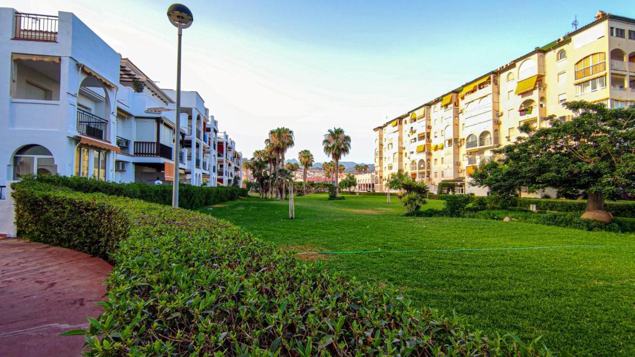 Laguna Beach Costasol - Alojamientos La Torre Torrox Exterior photo